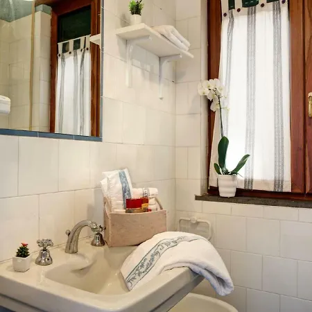 Holiday home Il Glicine